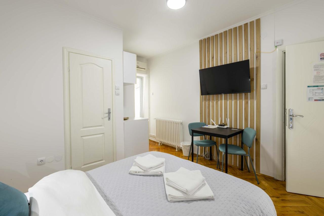 Old Town Rooms Novi Sad Extérieur photo