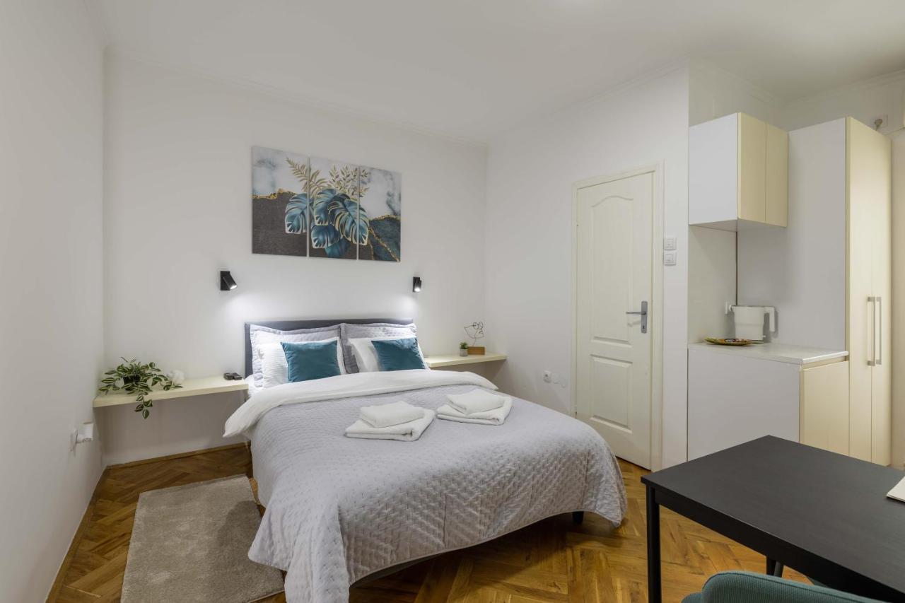 Old Town Rooms Novi Sad Extérieur photo